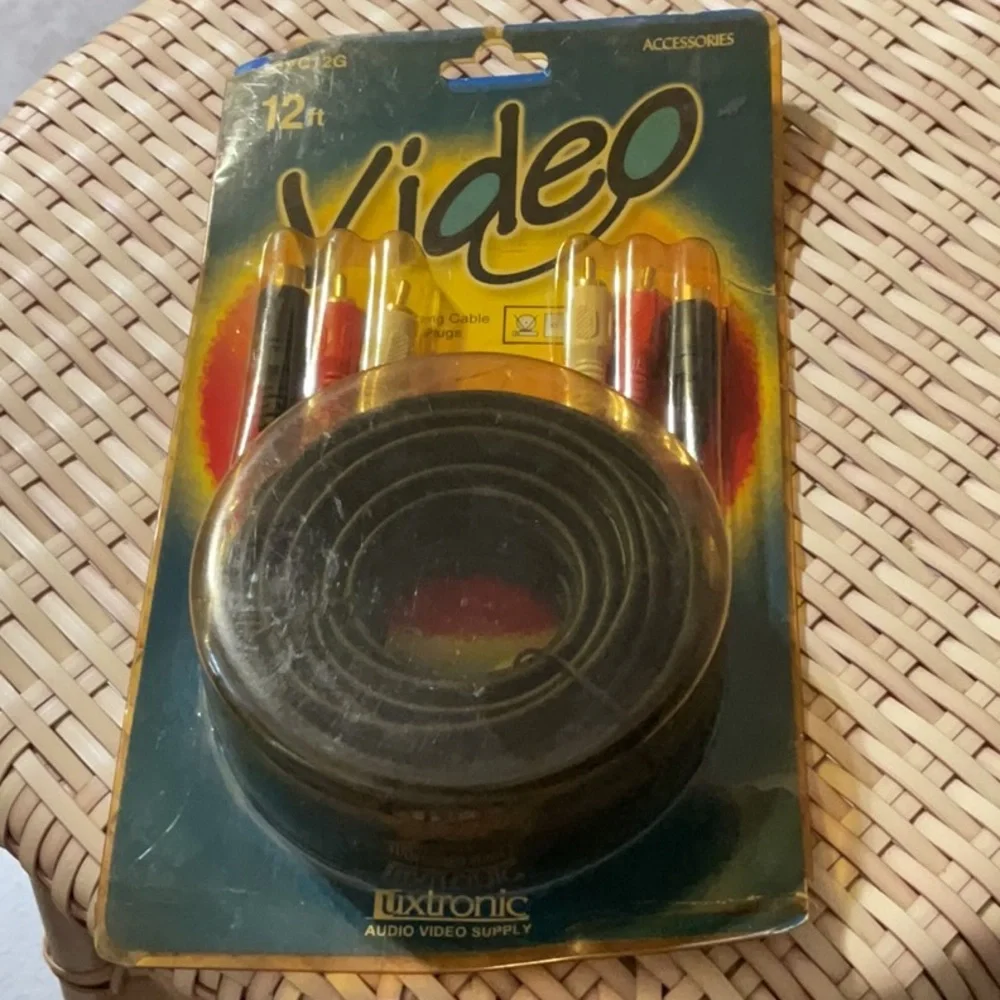 VIDEO SUPER VHS DUBBING CABLE WITH GOLD PLATED RCA PLUGS